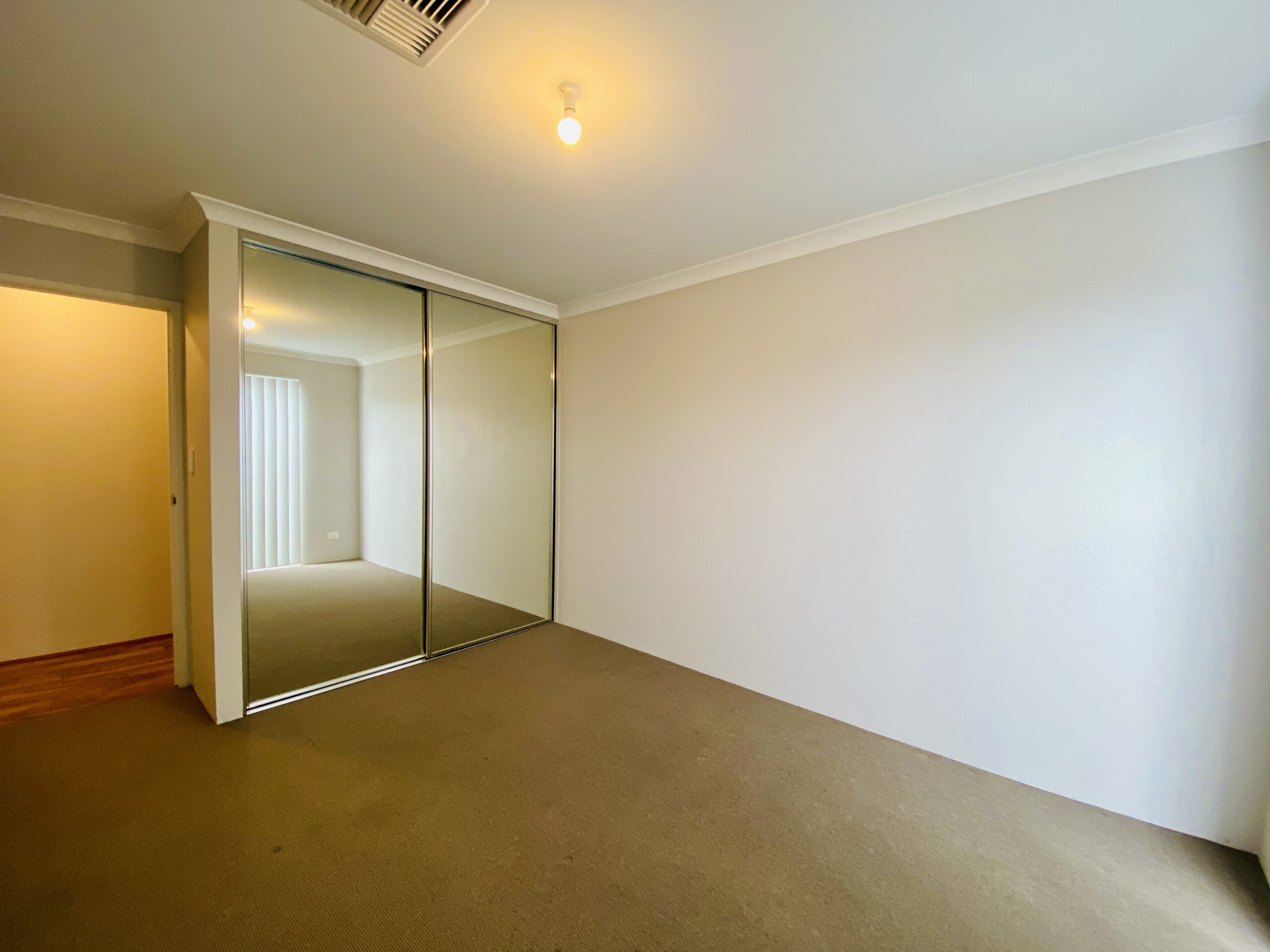 11b Wright Crescent, Bayswater, WA 6053 Australia