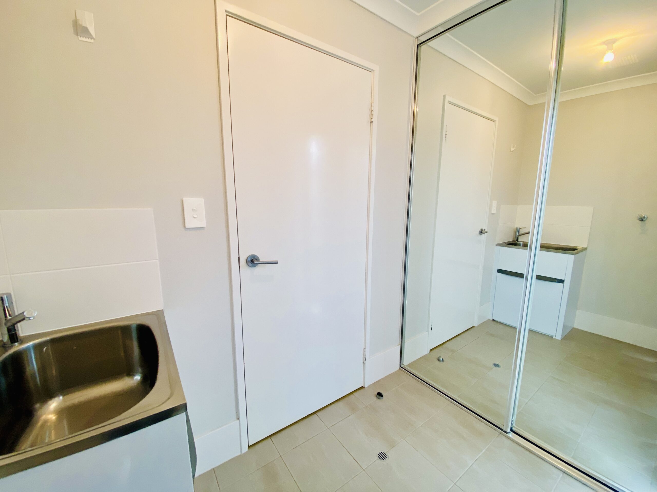 11b Wright Crescent, Bayswater, WA 6053 Australia