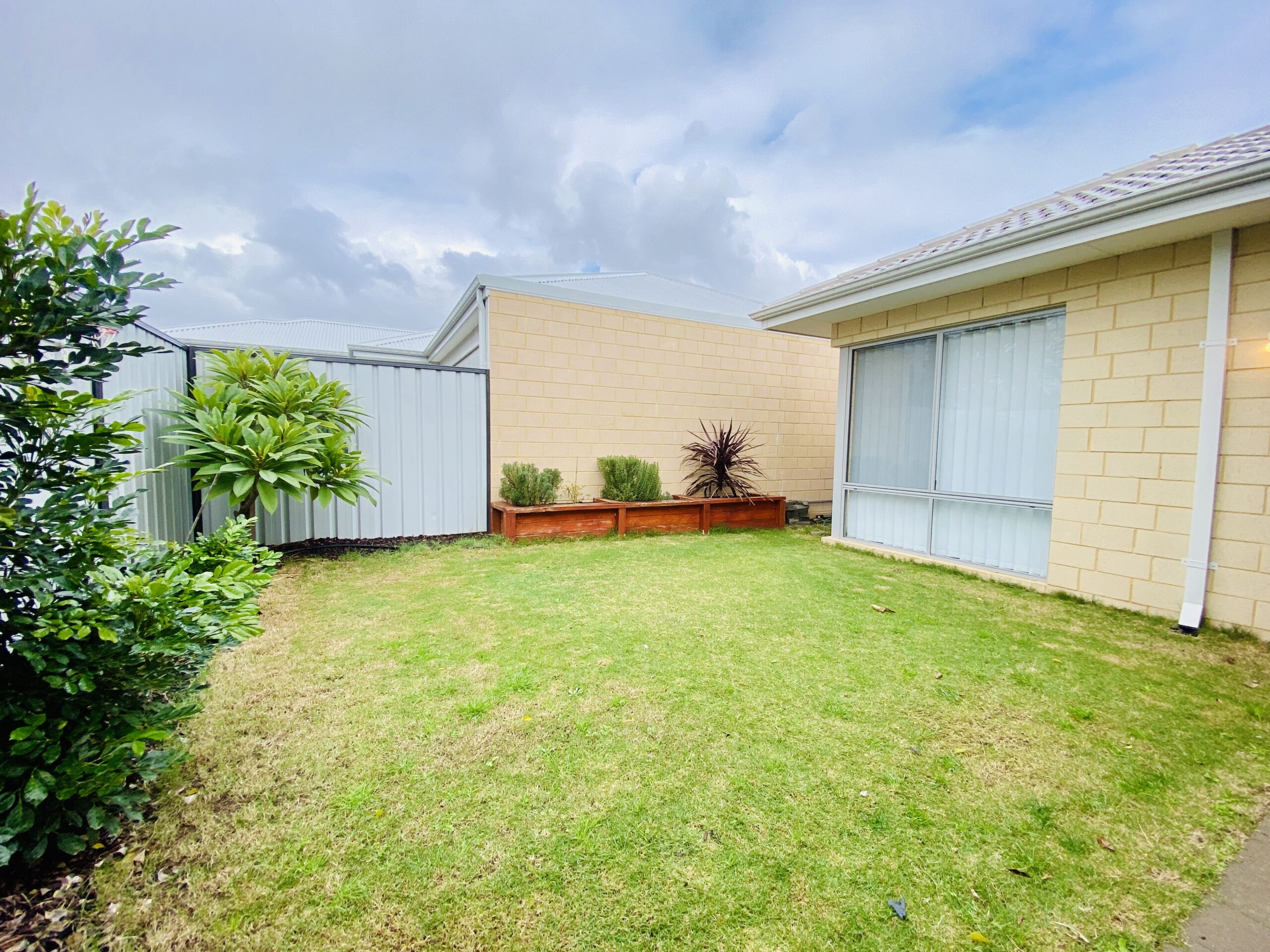 11b Wright Crescent, Bayswater, WA 6053 Australia