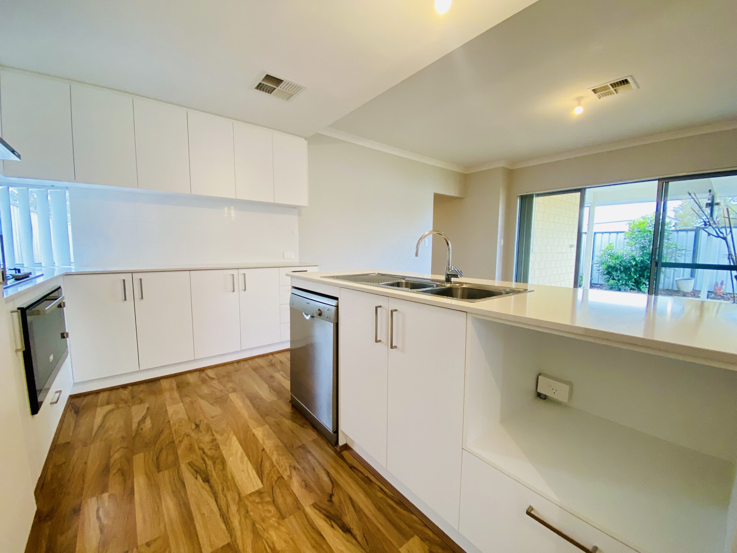 11b Wright Crescent, Bayswater, WA 6053 Australia