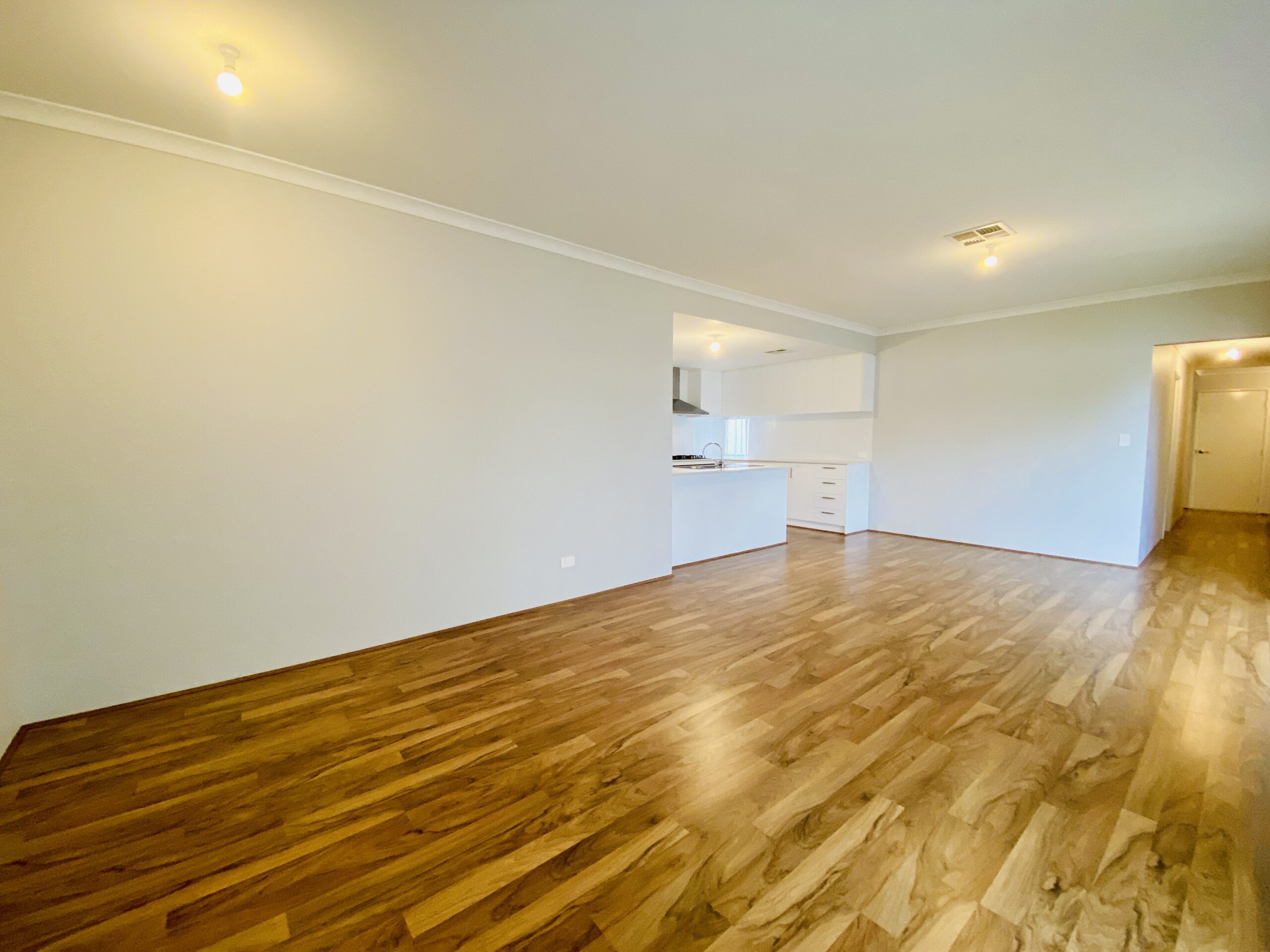 11b Wright Crescent, Bayswater, WA 6053 Australia