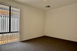 5 Laguna Way, Eglinton, WA 6034